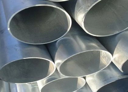High Temperature Resistant Galvanized Seamless Steel Pipe with Cutting Service and Durable