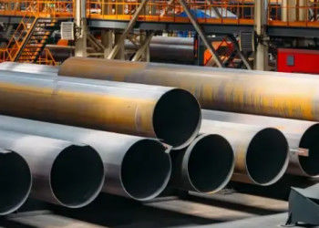 Oil And Gas Industry ERW Steel Pipe with Plain/Beveled/ Threaded Ends Length 5.8m-12m