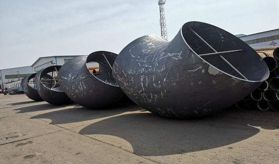 Section Shape Round 304 Stainless Pipe Fittings Demention 1/2" To 80"
