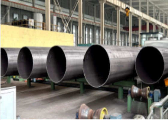 Painting Surface Finish ERW Steel Pipe with Wall Thk 0.5-60mm and /- .2% Thickness Tolerance Perfect