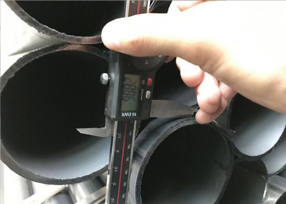 6.4M Length Electric Resistance ERW Welded Steel Pipe With End Protector Caps Third Party Inspection SGS