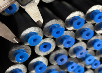 Seamless Steel Pipe API 5L with Cutting Service and ±10% Tolerance