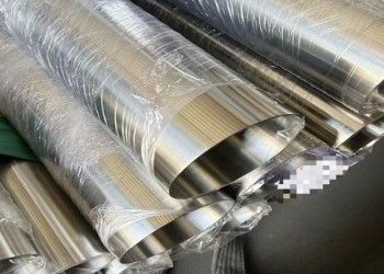 321 Grade Stainless Steel Pipe Tubing for Construction Projects with Excellent Weldability and Good Formability