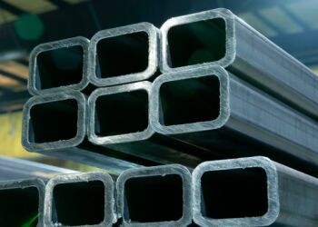 Steel Hollow Sections with Thickness Range 0.5-25mm and Tolerance ±10% for Heavy Industry Using Hot Rolled Technique