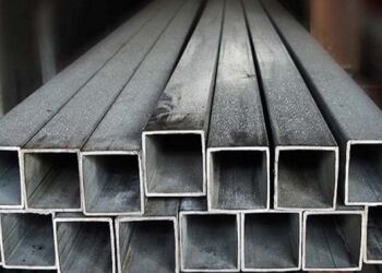 Square Steel Hollow Sections with 0.5mm To 25mm Thickness Range and Q195-235 Grade for Construction Projects