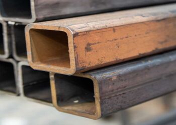 Hot Rolled Steel Hollow Sections with Q195-235 Grade and Customized Surface Options for Structural Applications