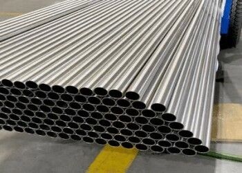 Stainless Steel Pipe and Tubing with Corrosion Resistance and High Temperature Resistance in 1/4 Inch to 48 Inch Sizes