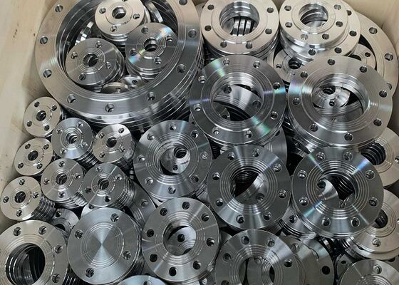 Polishing Stainless Steel Flange with Torsion Resistance for Pipeline and Equipment Connections